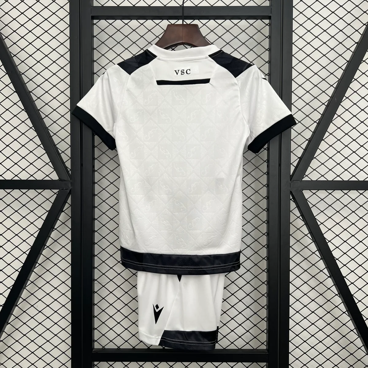 Vitória Guimarães Principal 25/26 - Image 3